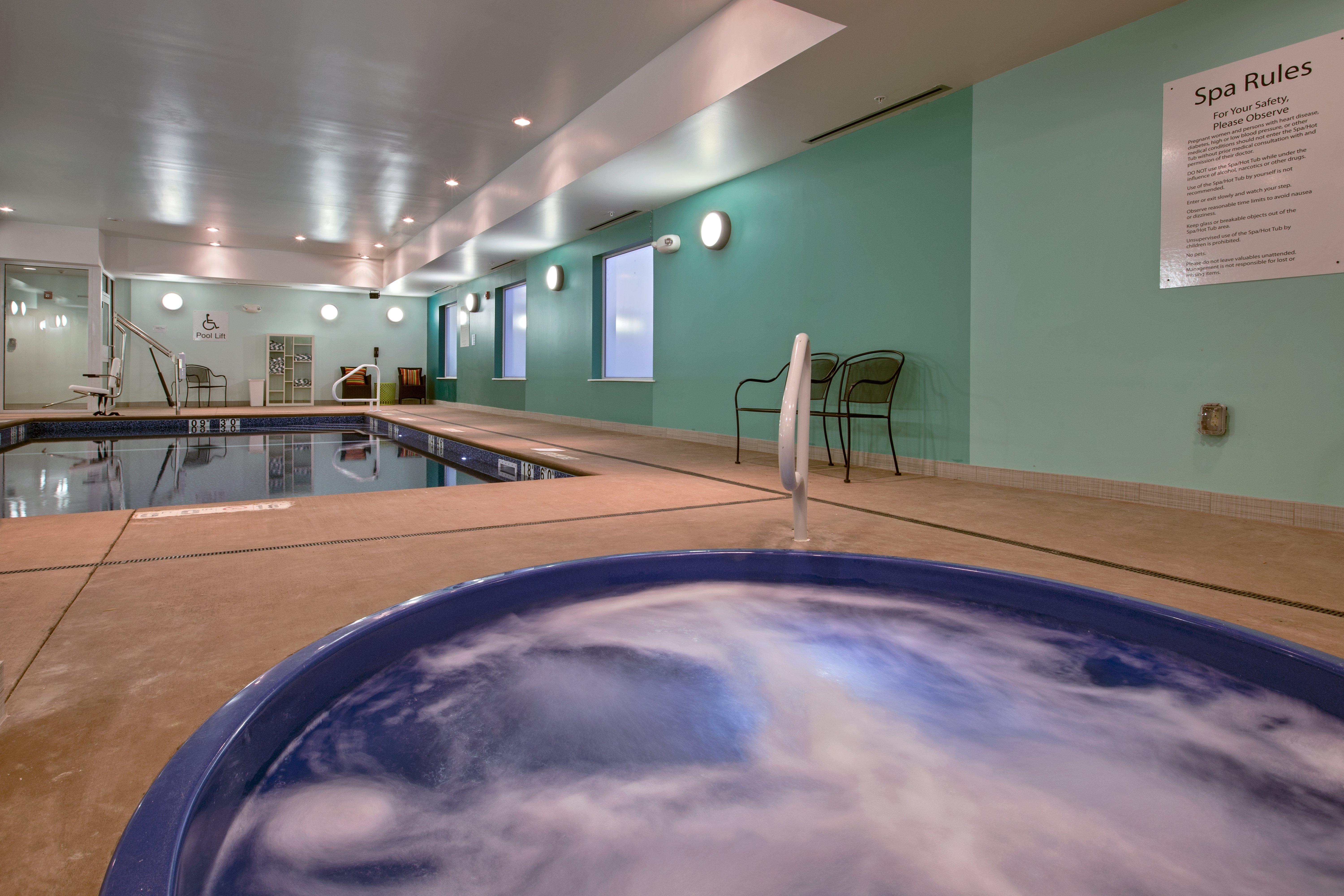 Holiday Inn Express & Suites Carlisle By Ihg Exterior foto