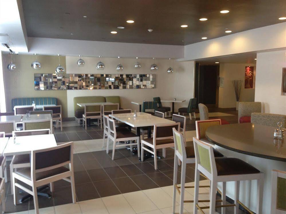 Holiday Inn Express & Suites Carlisle By Ihg Exterior foto